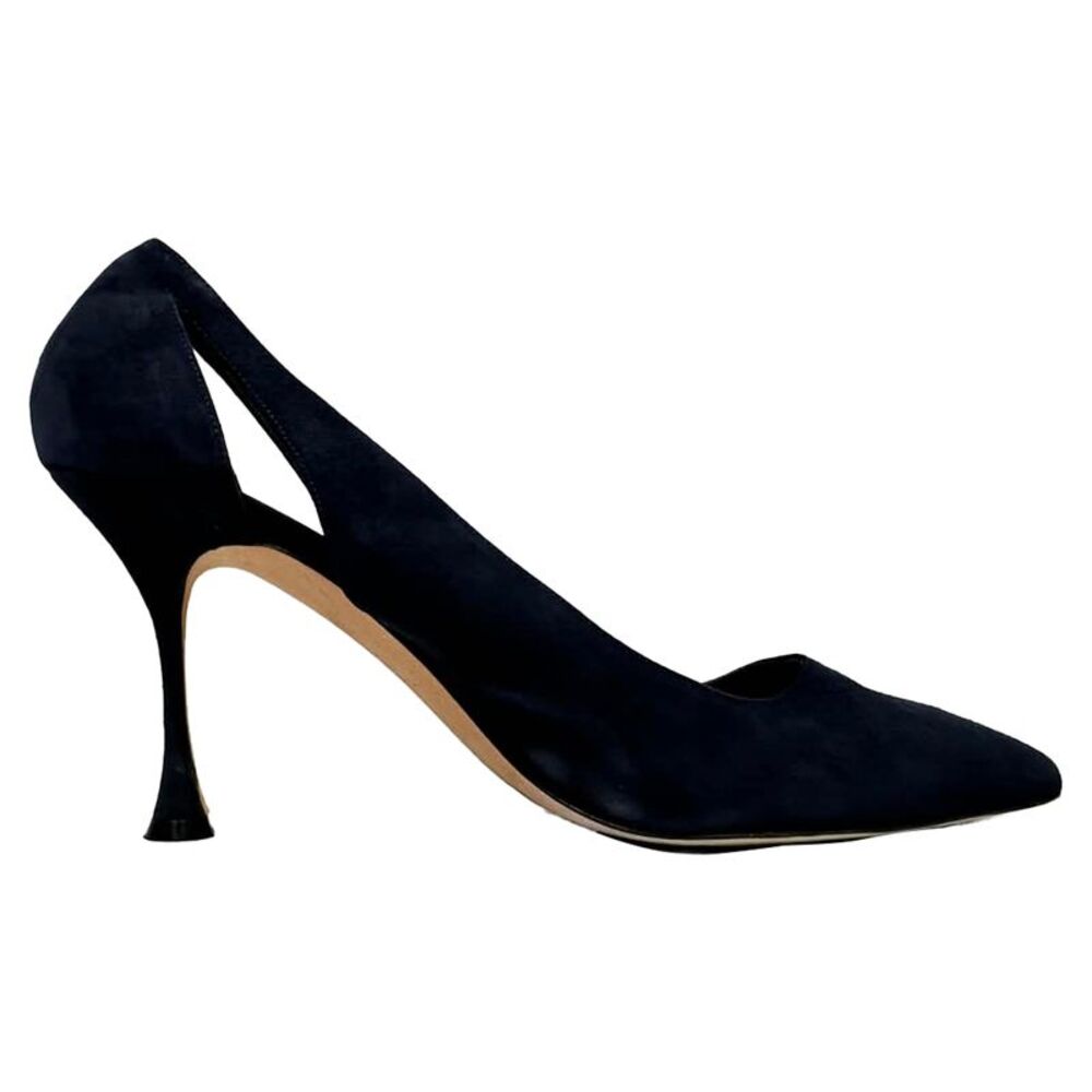 Manolo Blahnik Cut Out Pointed Toe Stiletto in Navy Blue Suede
